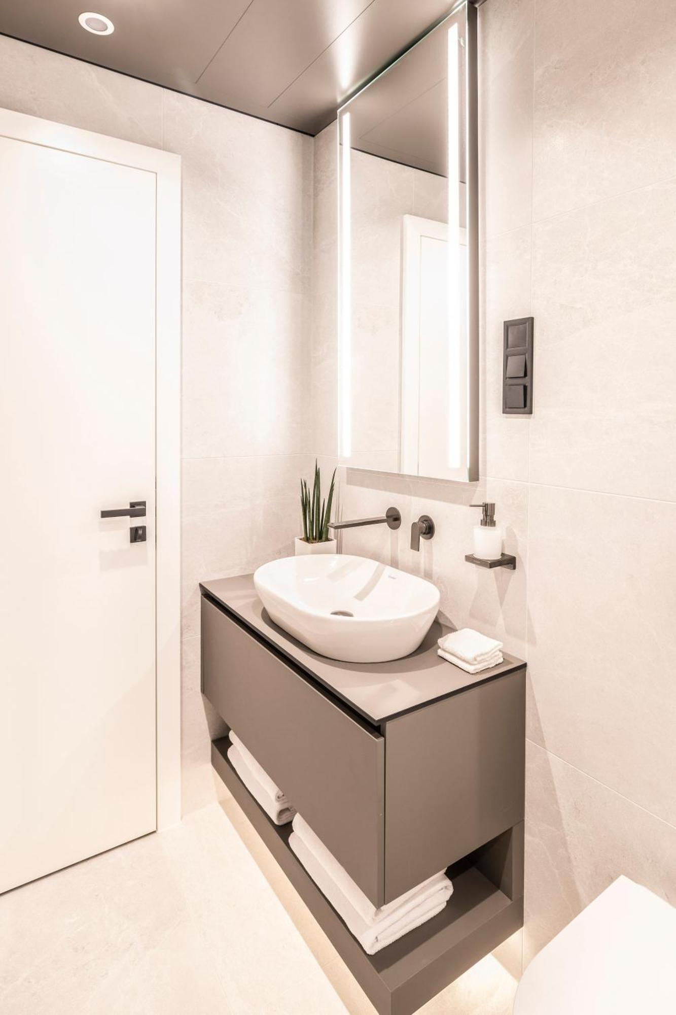 Larum Balatonfuered - Adults Only Ngoại thất bức ảnh