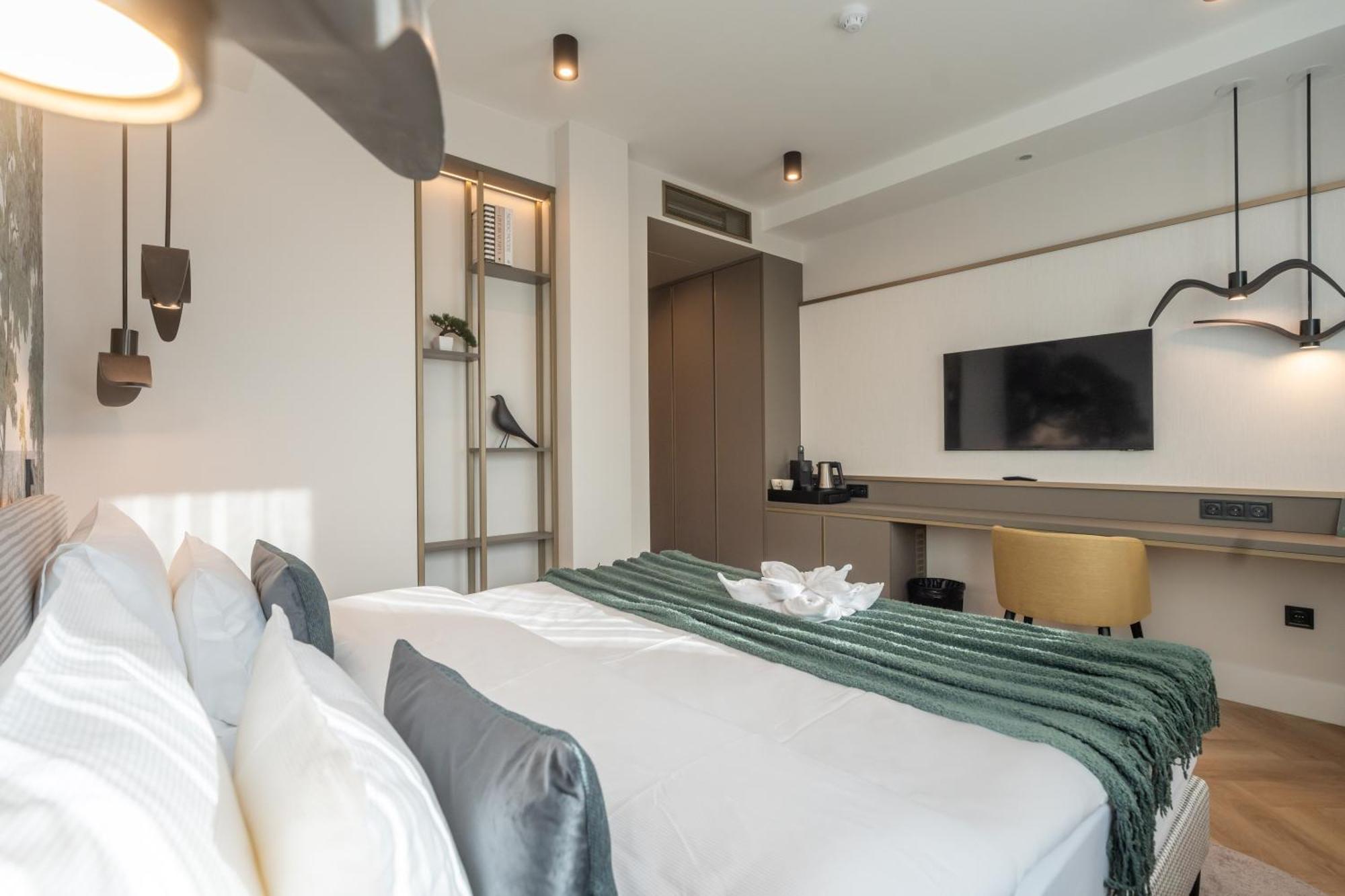 Larum Balatonfuered - Adults Only Ngoại thất bức ảnh